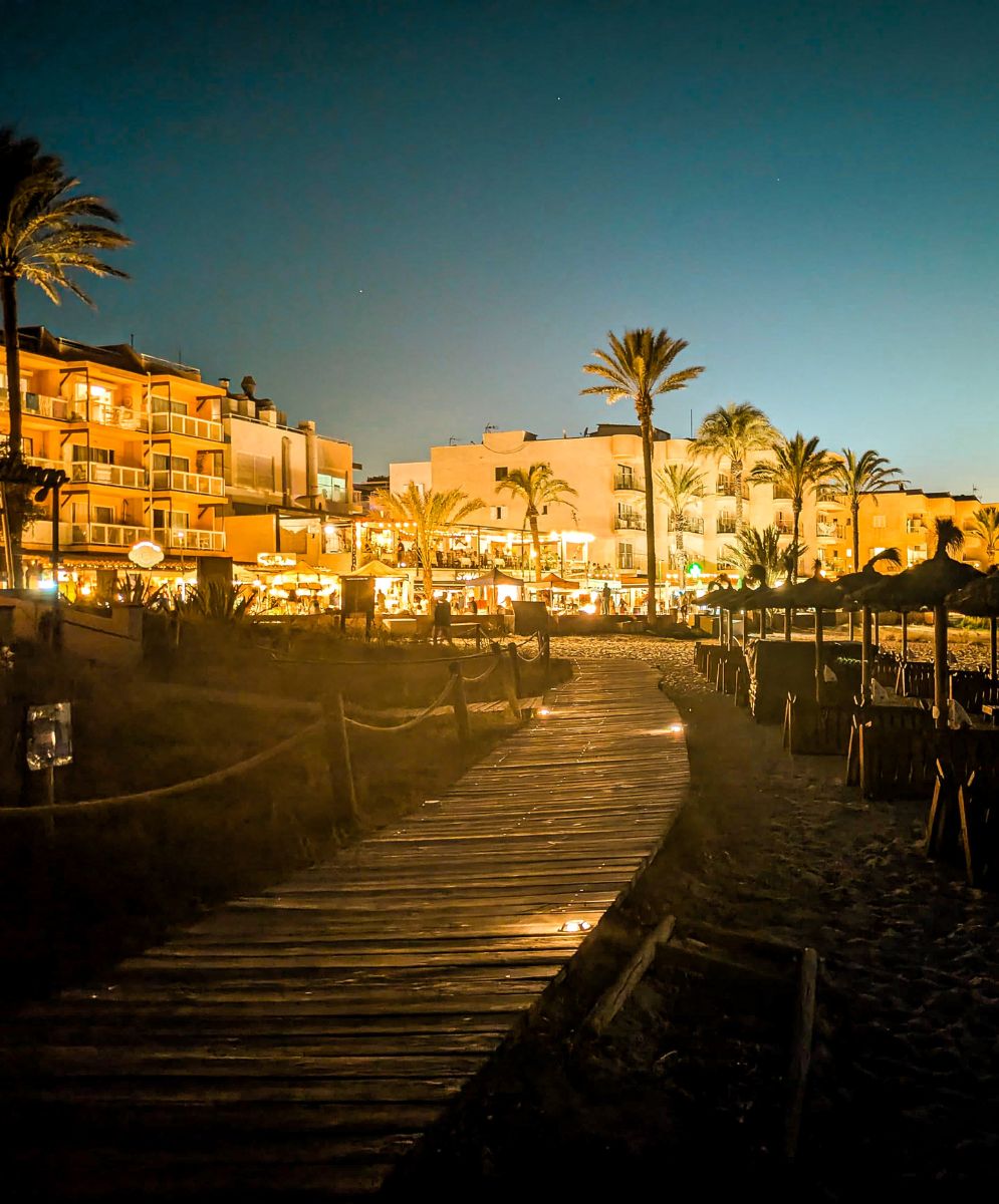 Marché de nuit Es Pujols